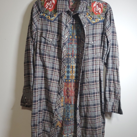 Johnny Was 3J Workshop Flannel Embroidered Tunic With Pearl Snap Buttons Size S - Picture 8 of 16
